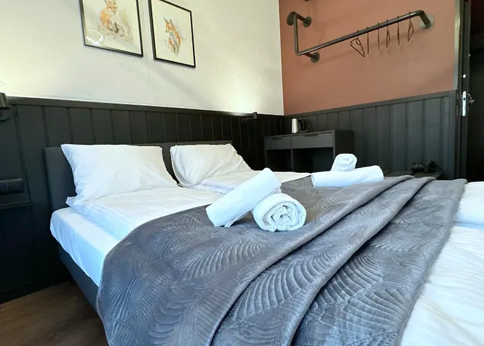 Nourt & Kitchen לינה וארוחת בוקר קרפאז'